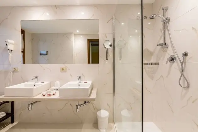 Junior Süit, Balkon, Deniz Manzaralı (up to 4 people)