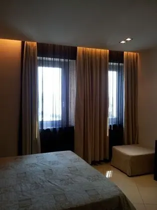 Tek Büyük veya İki Ayrı Yataklı Oda, Deniz Manzaralı