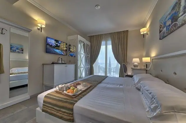 Standard Oda, Balkon, Göl Manzaralı