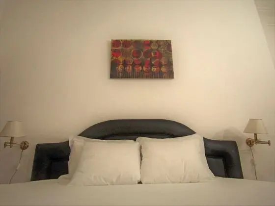 Tek Büyük Yataklı Oda