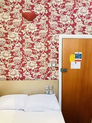 Tek Kişilik Oda, Banyolu/Duşlu