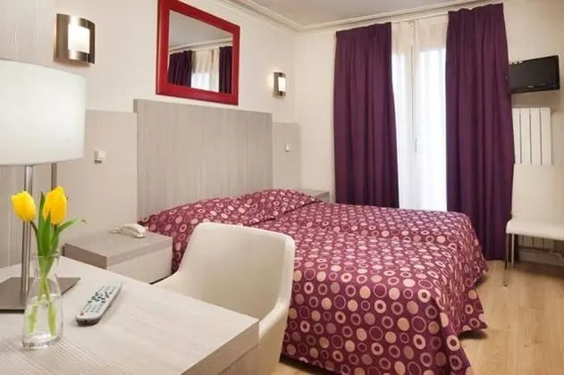 Superior İki Ayrı Yataklı Oda