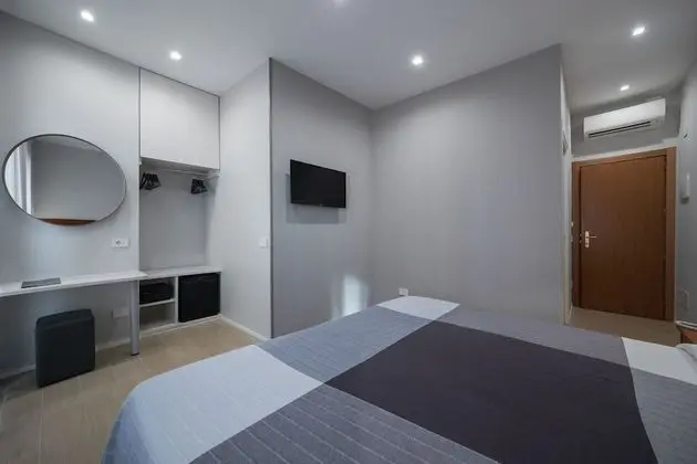 Tek Büyük veya İki Ayrı Yataklı Oda