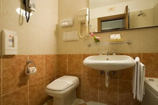 Deluxe İki Ayrı Yataklı Oda