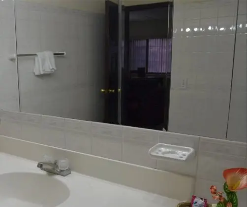 Süit, 1 En Büyük (King) Boy Yatak