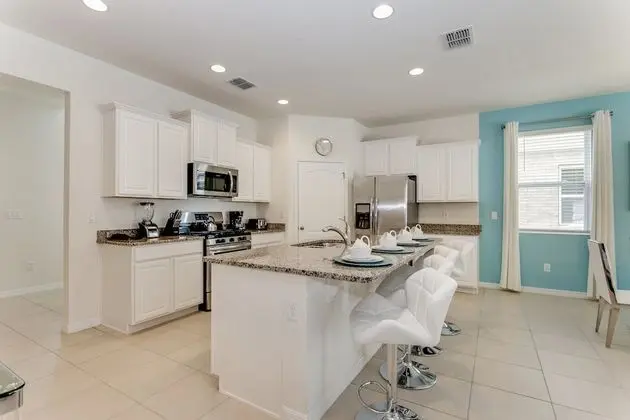 Villa (7041OAKWOOD)