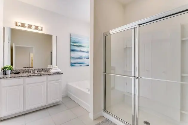 Villa (7041OAKWOOD)