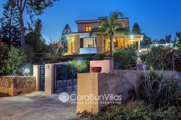 Villa, 5 Yatak Odası, Sigara İçilebilir, Sauna