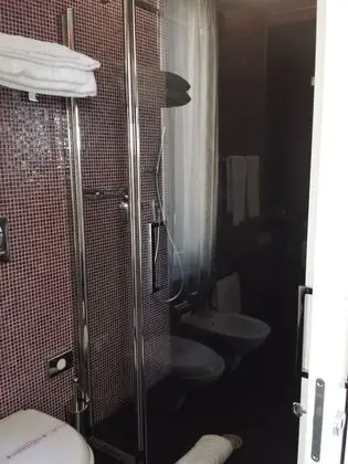 Classic Tek Büyük veya İki Ayrı Yataklı Oda