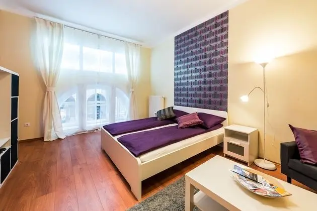 Stüdyo, Şehir Manzaralı