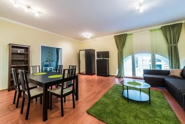 Superior Apart Daire, Şehir Manzaralı