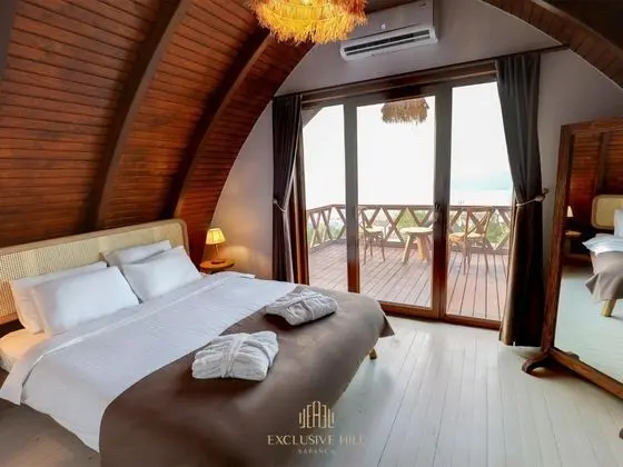 Deluxe Bungalow 2+1, Göl Manzaralı, Özel Havuzlu
