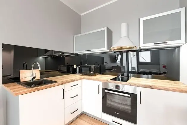 Stüdyo (Raginisa 19 Street)