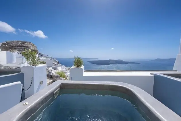 Superior Süit, Sıcak Su Havuzu, Deniz Manzaralı (Caldera View)