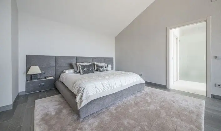 Villa, 4 Yatak Odası, Kişiye Özel Havuzlu