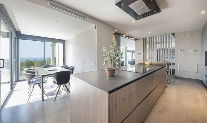 Villa, 4 Yatak Odası, Kişiye Özel Havuzlu