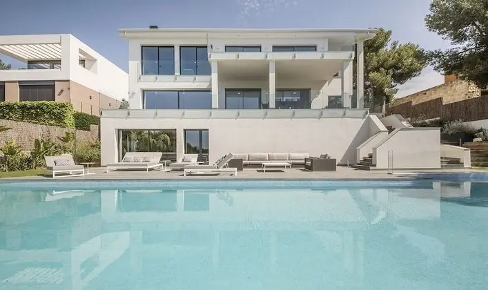 Villa, 4 Yatak Odası, Kişiye Özel Havuzlu