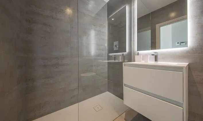 Villa, 4 Yatak Odası, Kişiye Özel Havuzlu