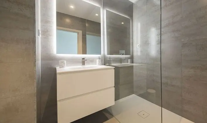 Villa, 4 Yatak Odası, Kişiye Özel Havuzlu