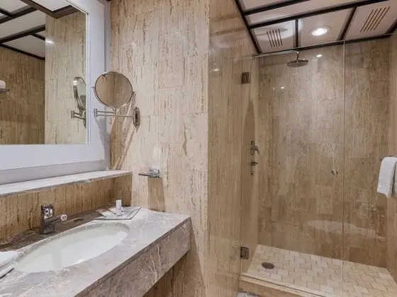 Deluxe Tek Büyük Yataklı Oda, 1 Çift Kişilik Yatak
