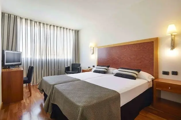 Standard Tek Büyük veya İki Ayrı Yataklı Oda