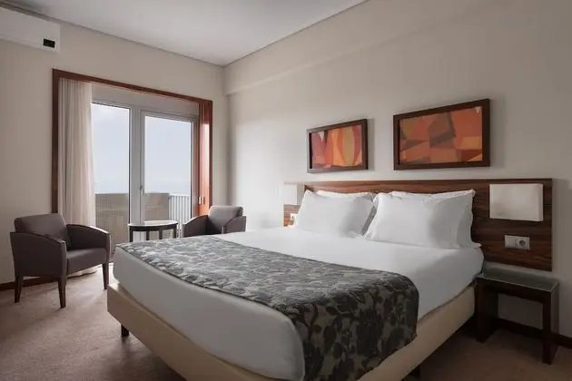 Deluxe Tek Büyük Yataklı Oda, Deniz Manzaralı