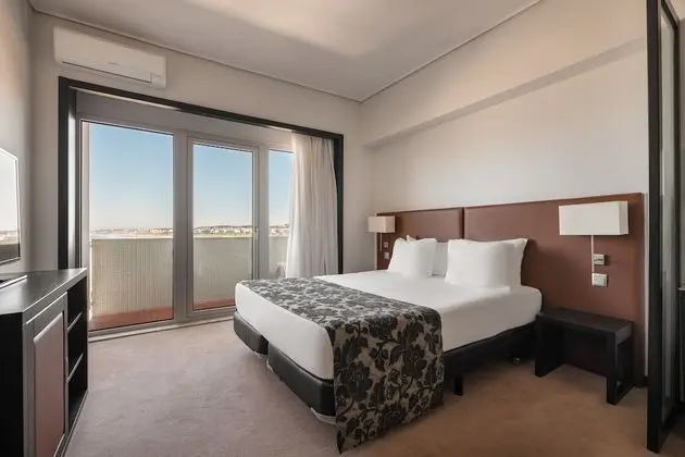 Deluxe Tek Büyük Yataklı Oda, Deniz Manzaralı
