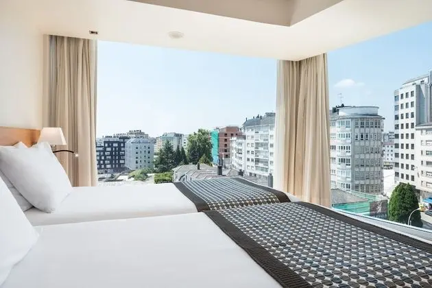 Tek Büyük Yataklı Oda, Şehir Manzaralı