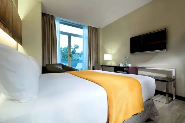 Büyük Yataklı Tek Kişilik Oda