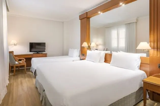 Üç Kişilik Oda (2 adults & 1 child)