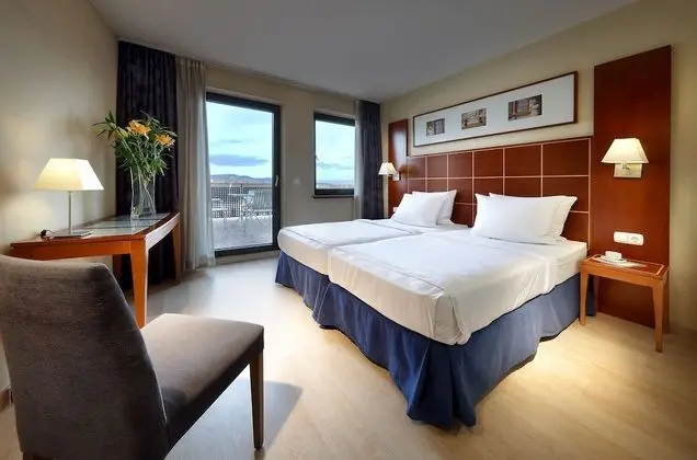 Standard Büyük Yataklı Tek Kişilik Oda