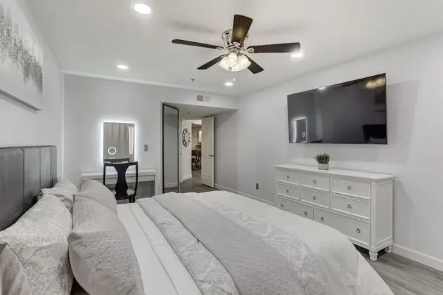 Ev (2 Bedrooms)