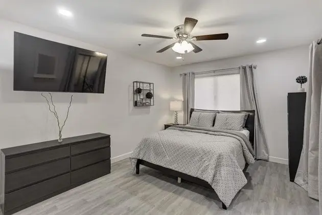 Ev (2 Bedrooms)
