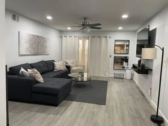 Ev (2 Bedrooms)