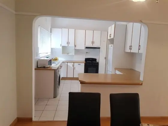 Tek Büyük Yataklı Oda, Ortak Banyo, Bahçe Manzaralı