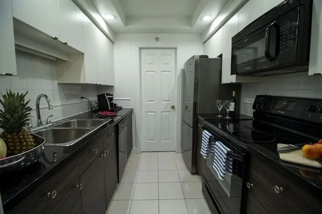 Daire, Mutfak, Göl Manzaralı