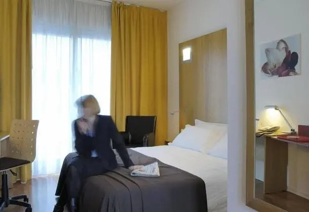 İki Ayrı Yataklı Oda