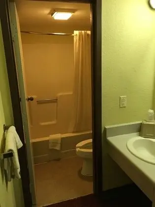 Standard Oda, 2 Büyük (Queen) Boy Yatak, Sigara İçilmez