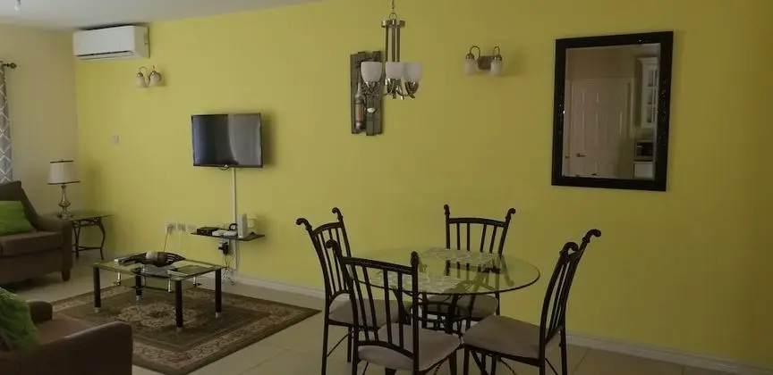 Apt 10, Executive Suites - Palms of Ottawa