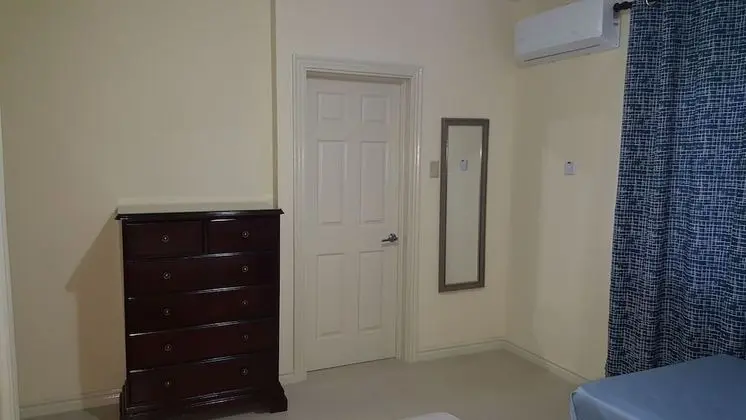 Apt 12, Executive Suites - Palms of Ottawa