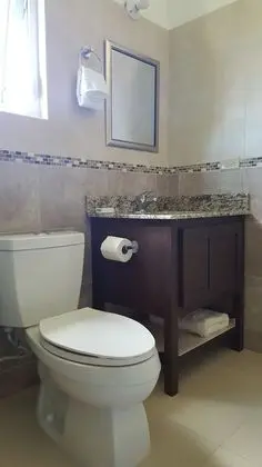 Apt 12, Executive Suites - Palms of Ottawa