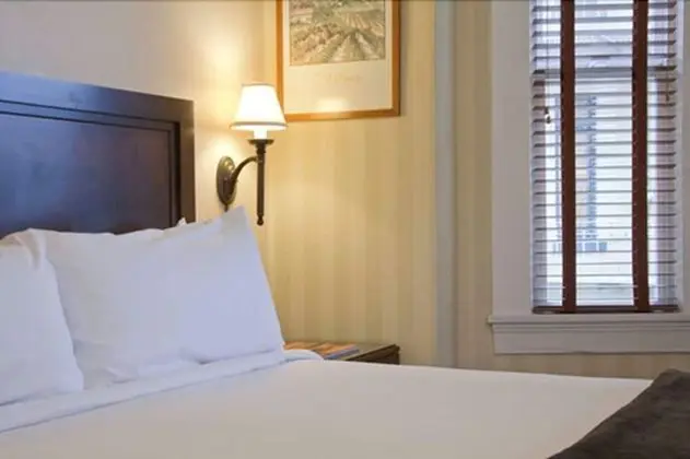 Executive Oda, 1 Büyük (Queen) Boy Yatak