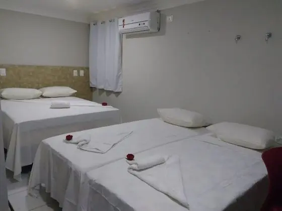 Üç Kişilik Oda