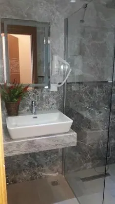 Ekonomik Oda, Şehir Manzaralı
