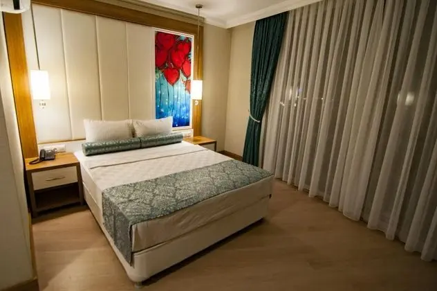 Standart Oda, Şehir Manzaralı
