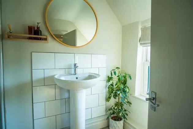 Deluxe Tek Büyük veya İki Ayrı Yataklı Oda, Banyolu/Duşlu (Room 1 )