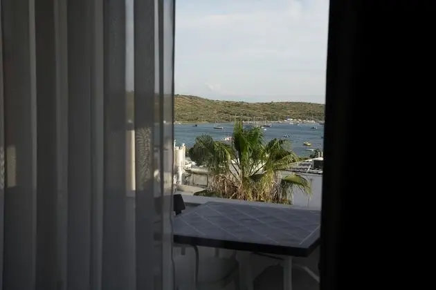 EXEN DELUXE ODA (DENİZ MANZARALI)