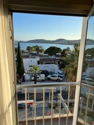 EXEN VİP DENİZ MANZARALI 3 KİŞİLİK