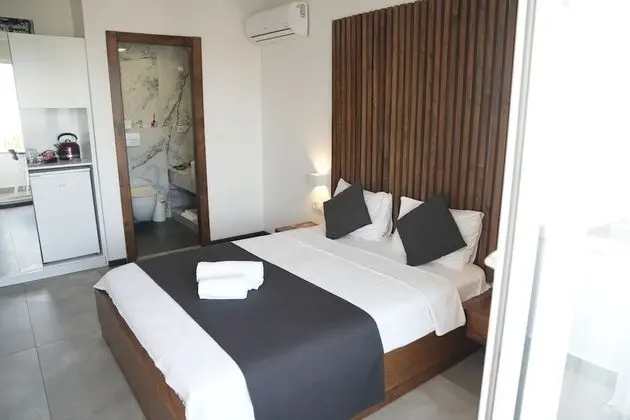 Luxury Tek Büyük Yataklı Oda