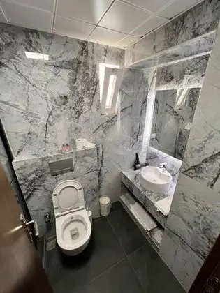 Luxury Tek Büyük Yataklı Oda